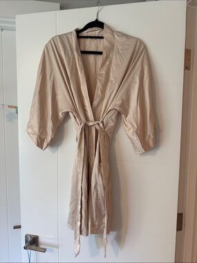 Silk-Feel Beige Kimono Robe with Waist Tie